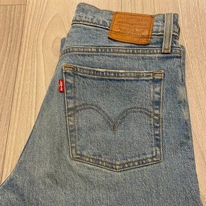 Size 26 | Wedgie Levi’s
